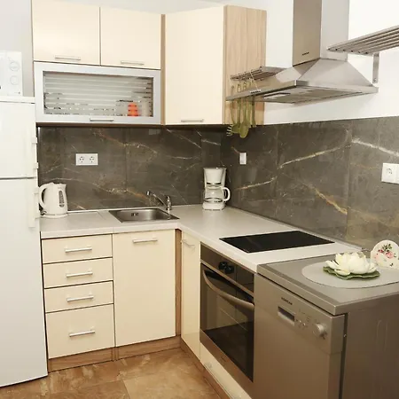 Andric Apartment *